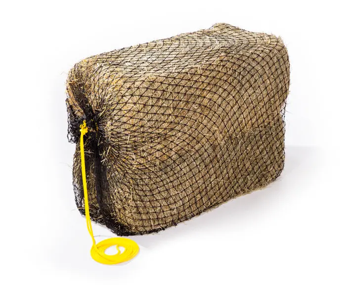 3 String Square Bale Hay Net 1