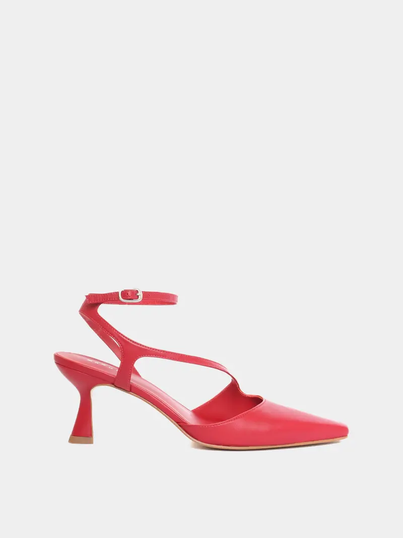 Almeria Cherry Heel 1