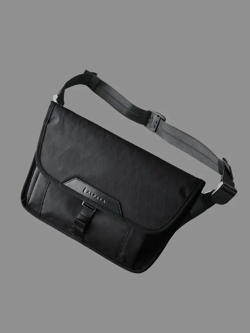 Alpaka Alpha Sling Limited Edition 1