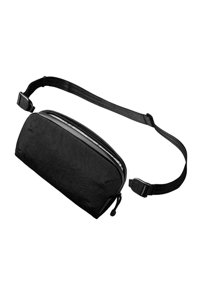 Alpaka Flight Pouch Pro 1