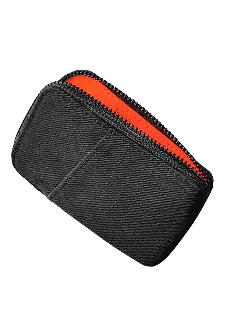 Alpaka Zip Card Pouch 1