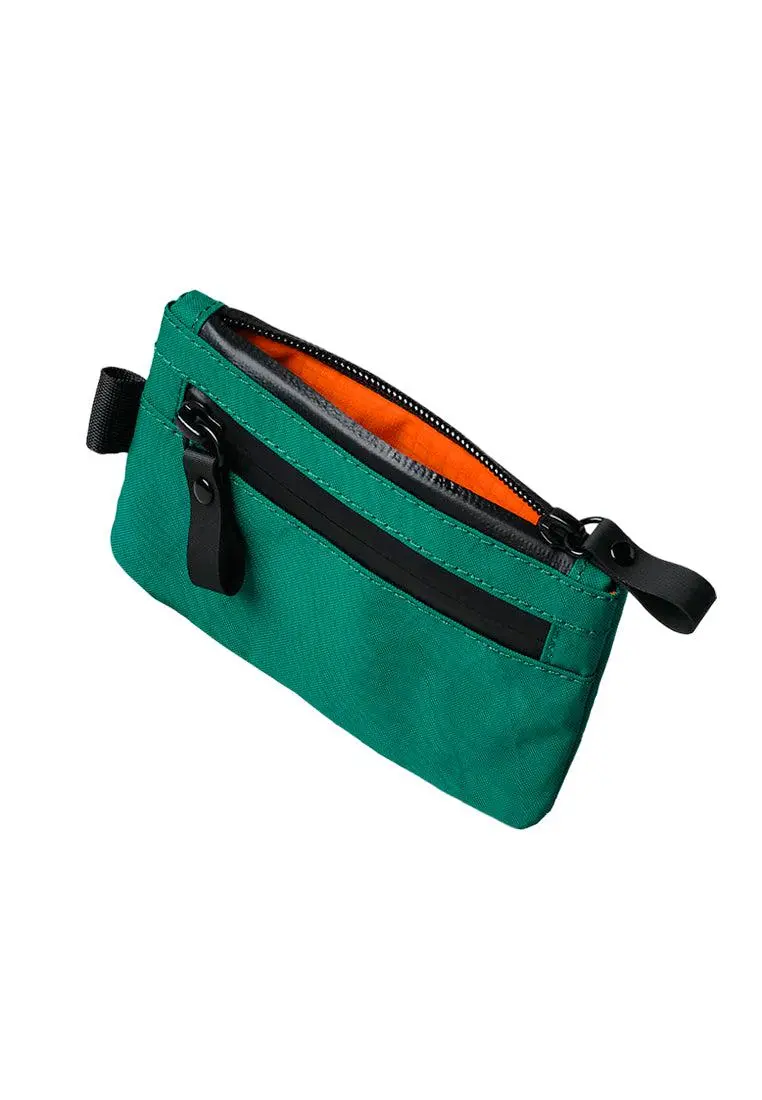 Alpaka Zip Pouch Cadmium Green 1