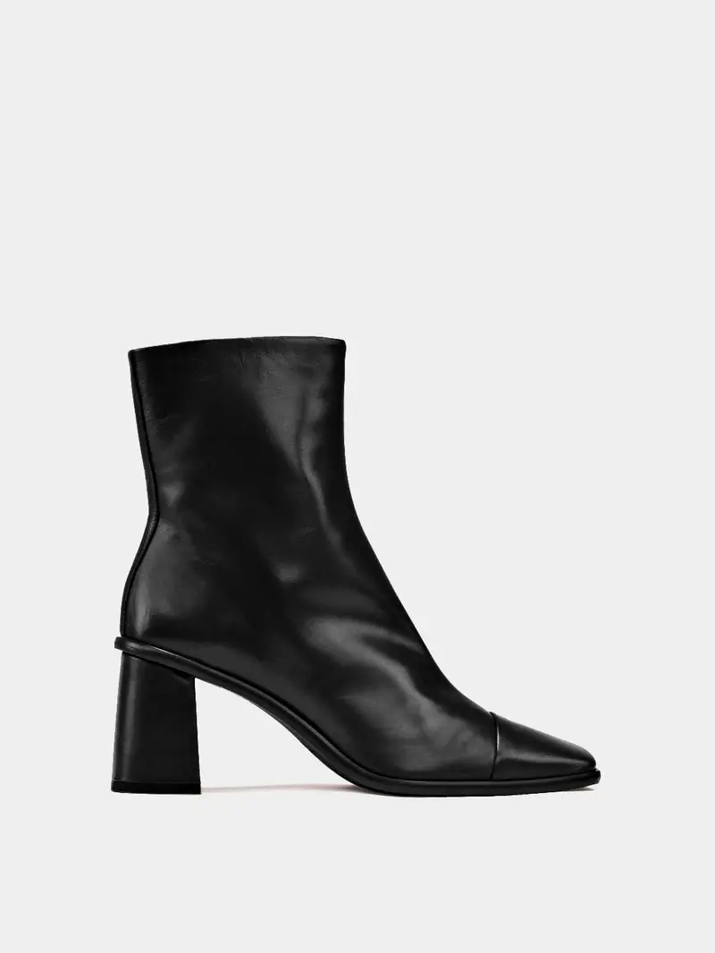 Avila Black Boot 1