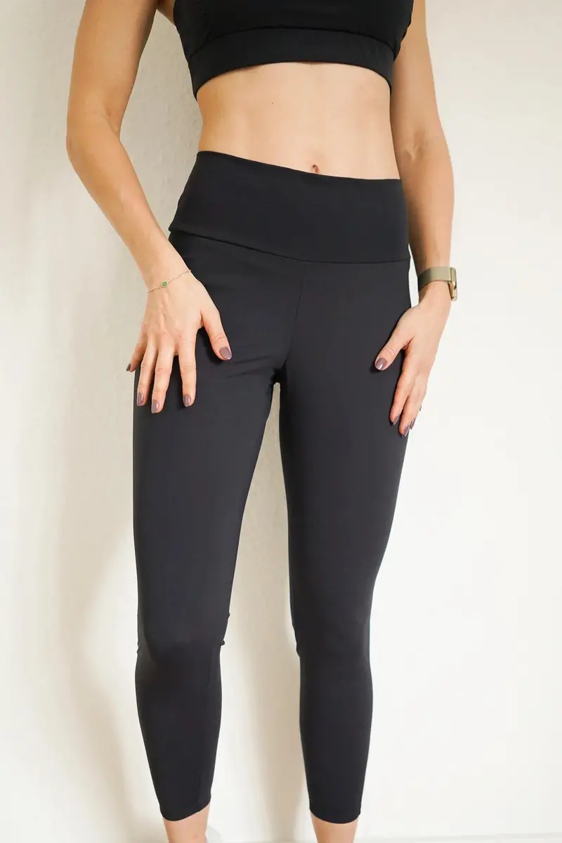 Bara Studio Nora Leggings - Printed Copy Shop (+£5.00) 1