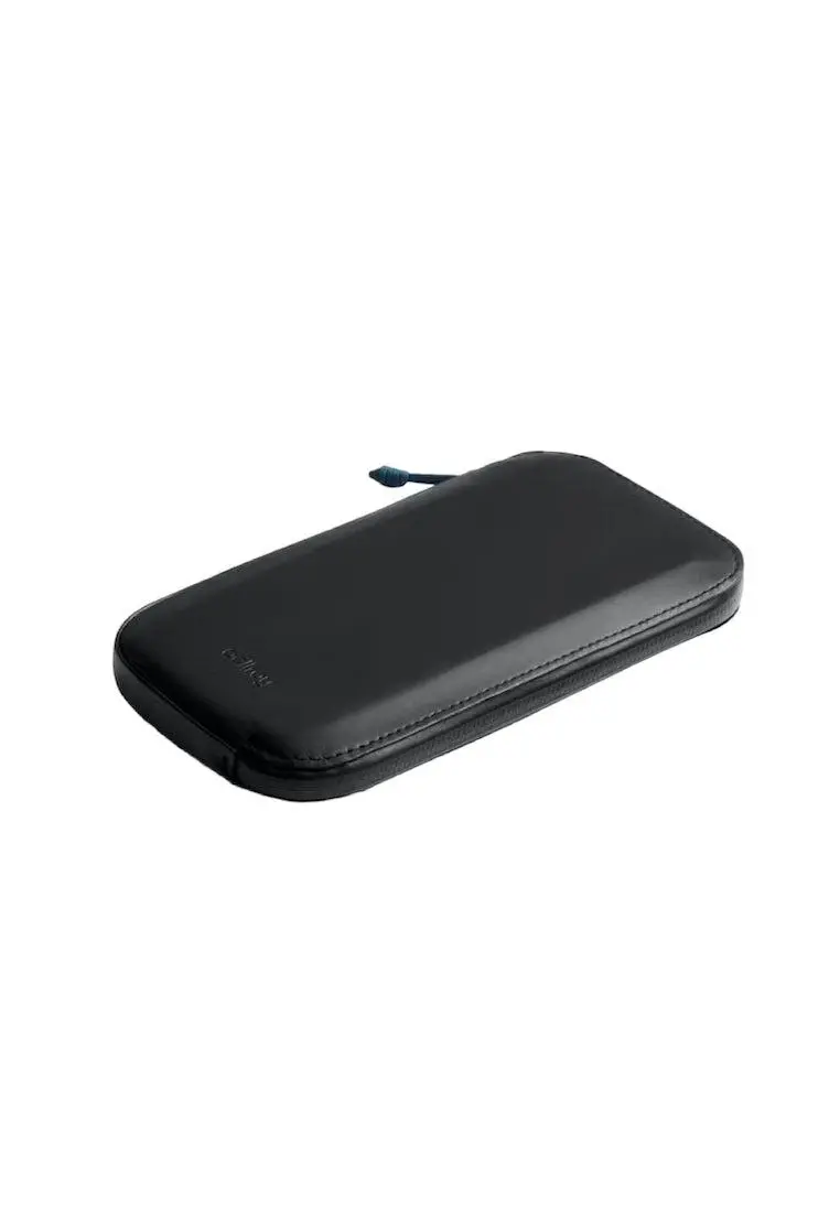 Bellroy All Conditions Phone Pocket Plus 1