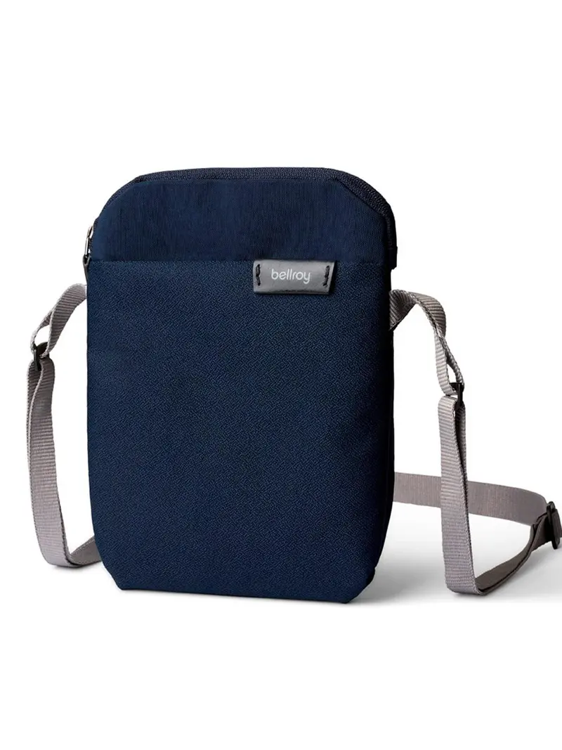 Bellroy City Pouch Navy 1