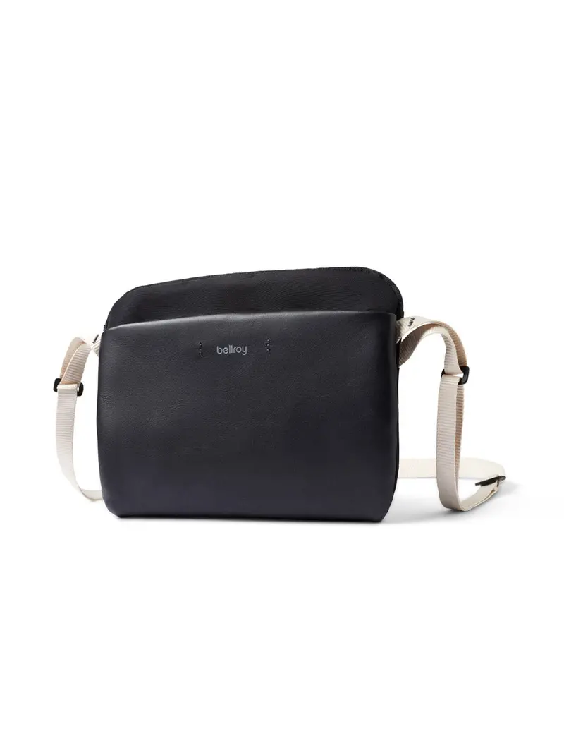 Bellroy City Pouch Plus Premium Edition Black Sand 1