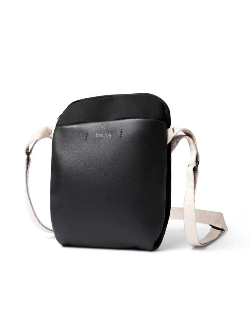 Bellroy City Pouch Premium Black Sand 1