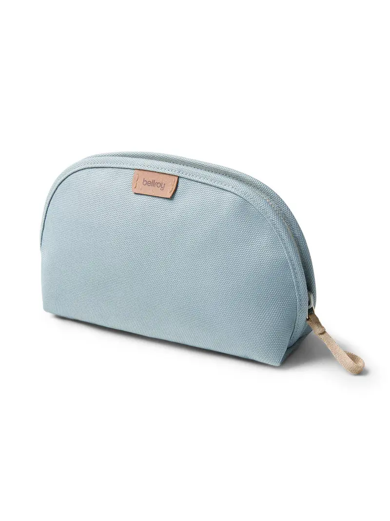 Bellroy Classic Pouch Smoke Blue (Plant-Based / Leather-Free) 1