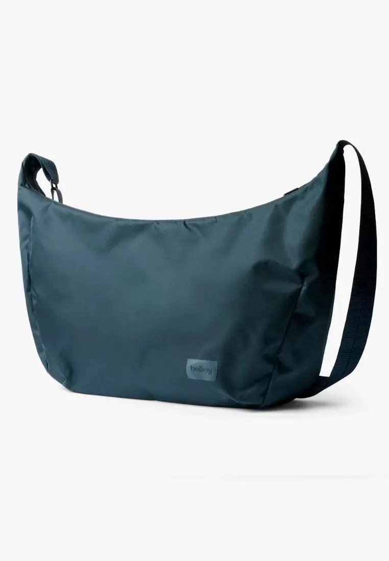 Bellroy Laneway Crescent Bag 12L 1