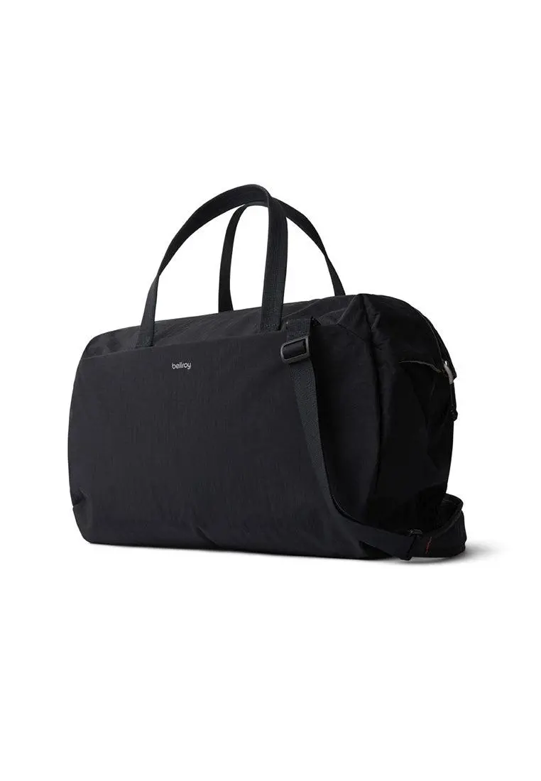 Bellroy Lite Duffel Black (Leather Free) 1