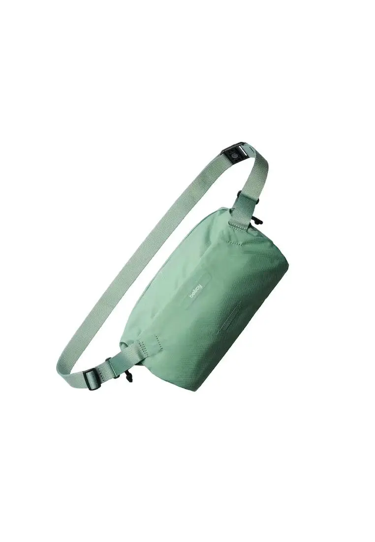 Bellroy Lite Sling Moss (Leather Free) 1