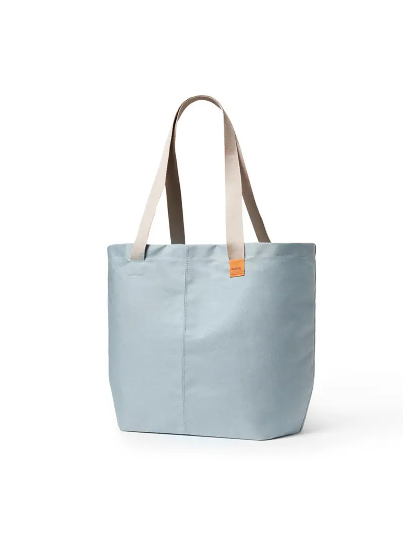 Bellroy Market Tote Smoke Blue (Leather-Free) 1