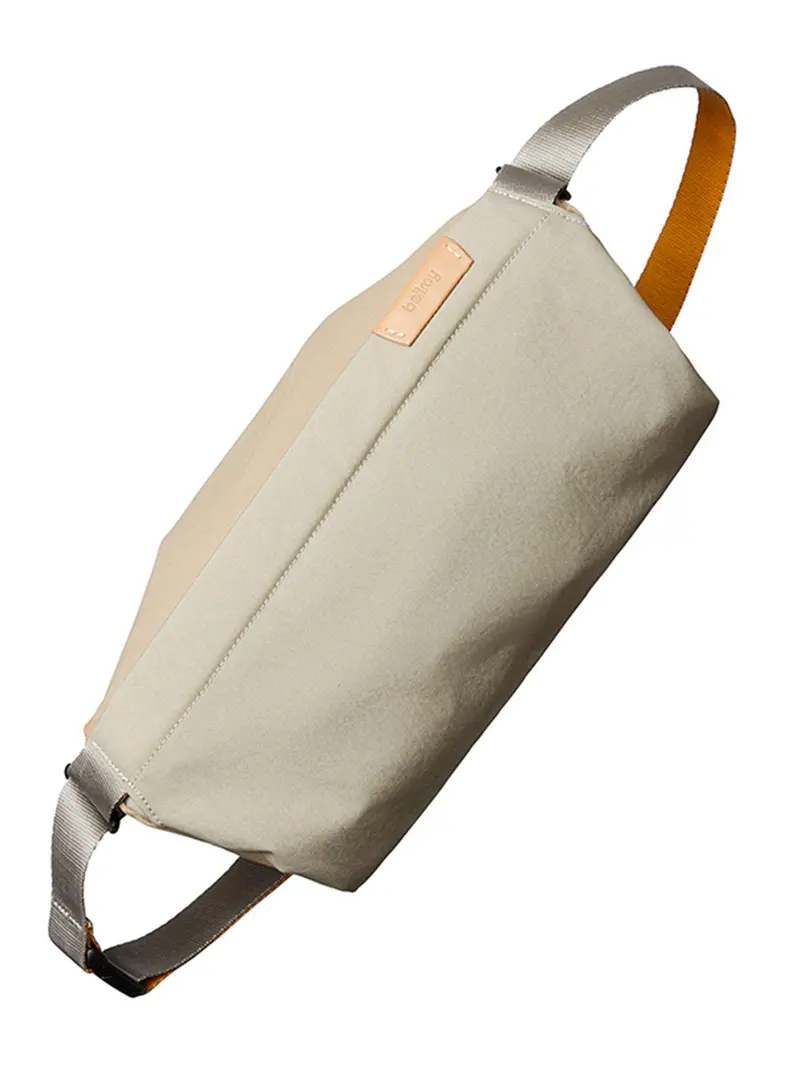 Bellroy Sling Bag Lunar 1