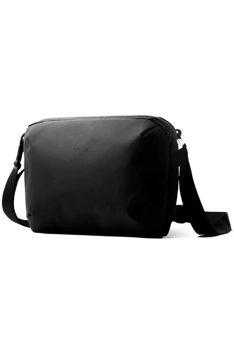 Bellroy Venture Travel Crossbody 1