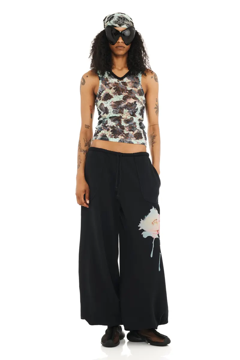 Black Flower Dream Balloon Sweatpant 1