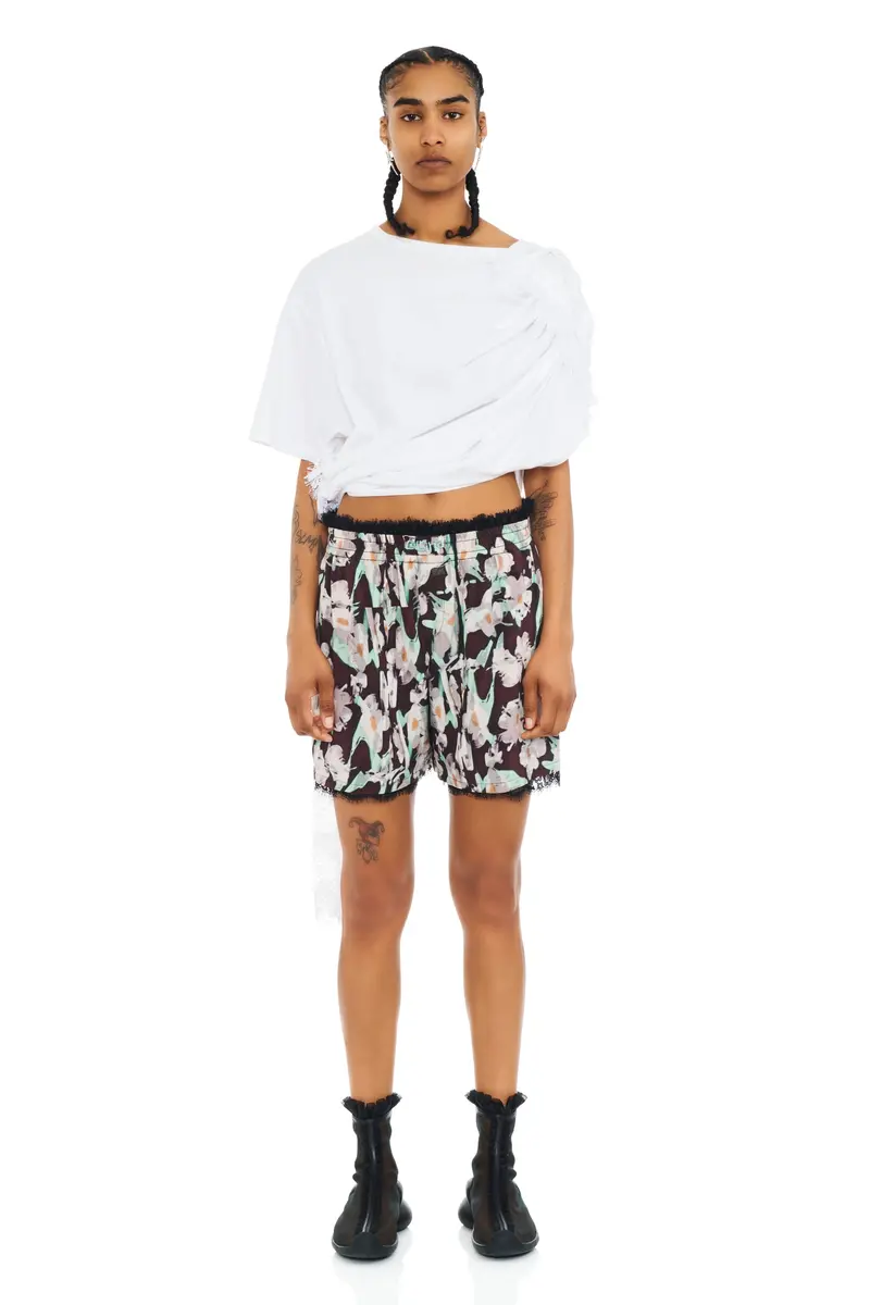 Black Painted Daisy Mini Odeon Boxer 1