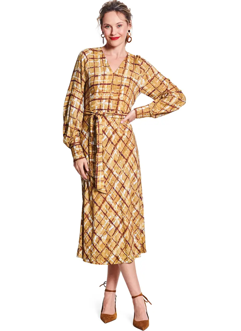 Burda Dress 5777 1