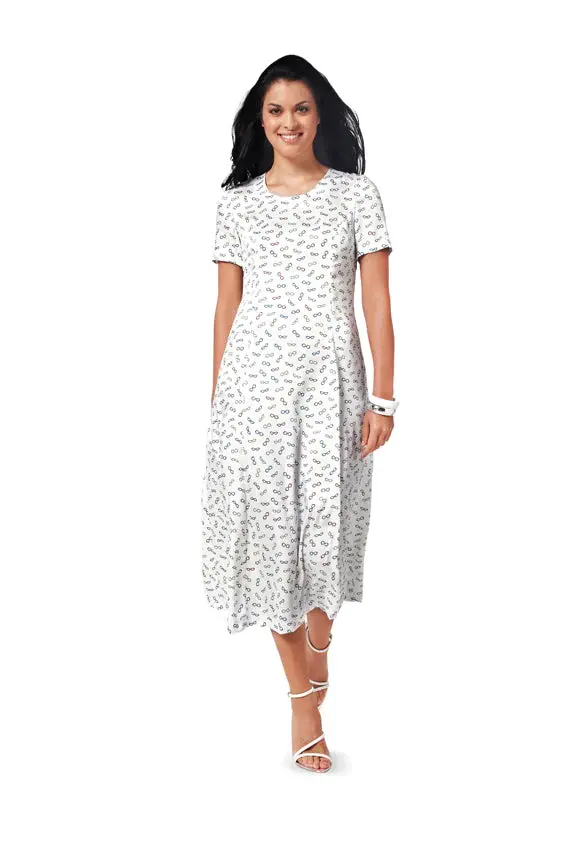 Burda Dresses 6821 1