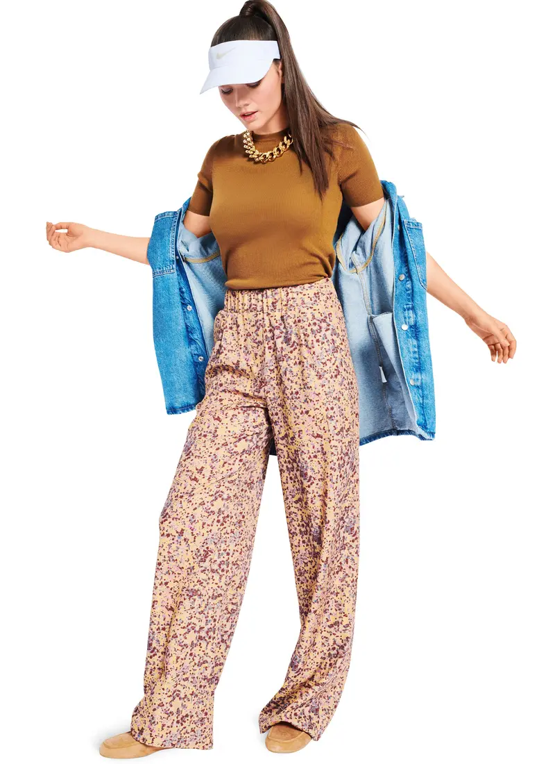 Burda Misses’ Trousers 5707 1