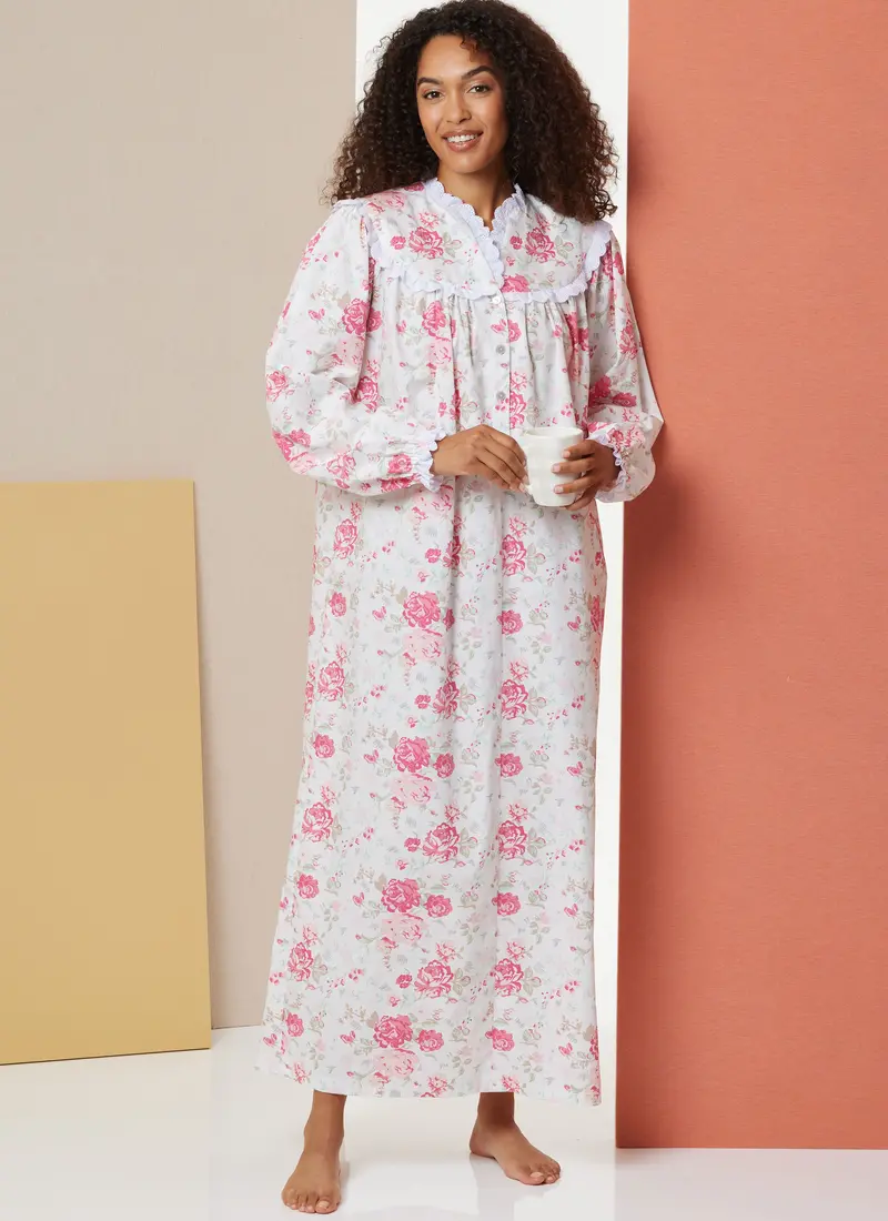 Butterick Nightgown B7015 1