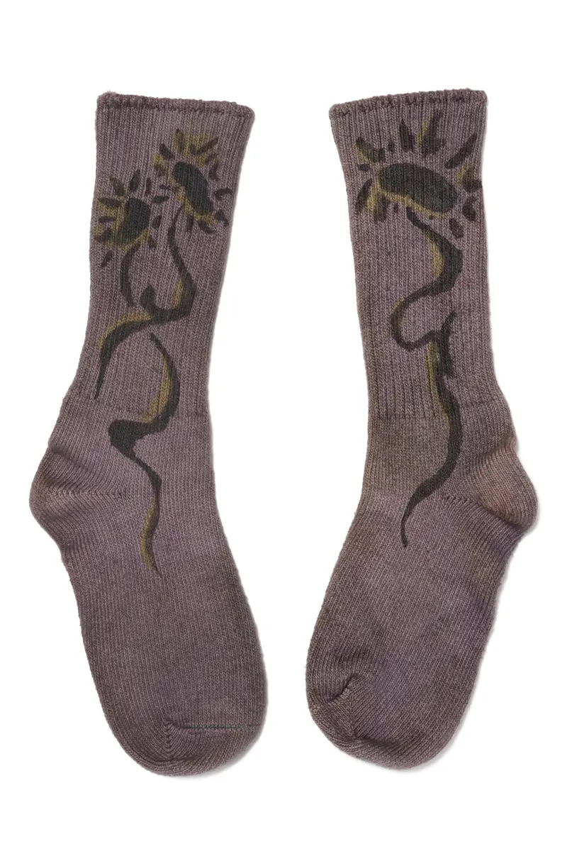 Charcoal Daisies Socks 1