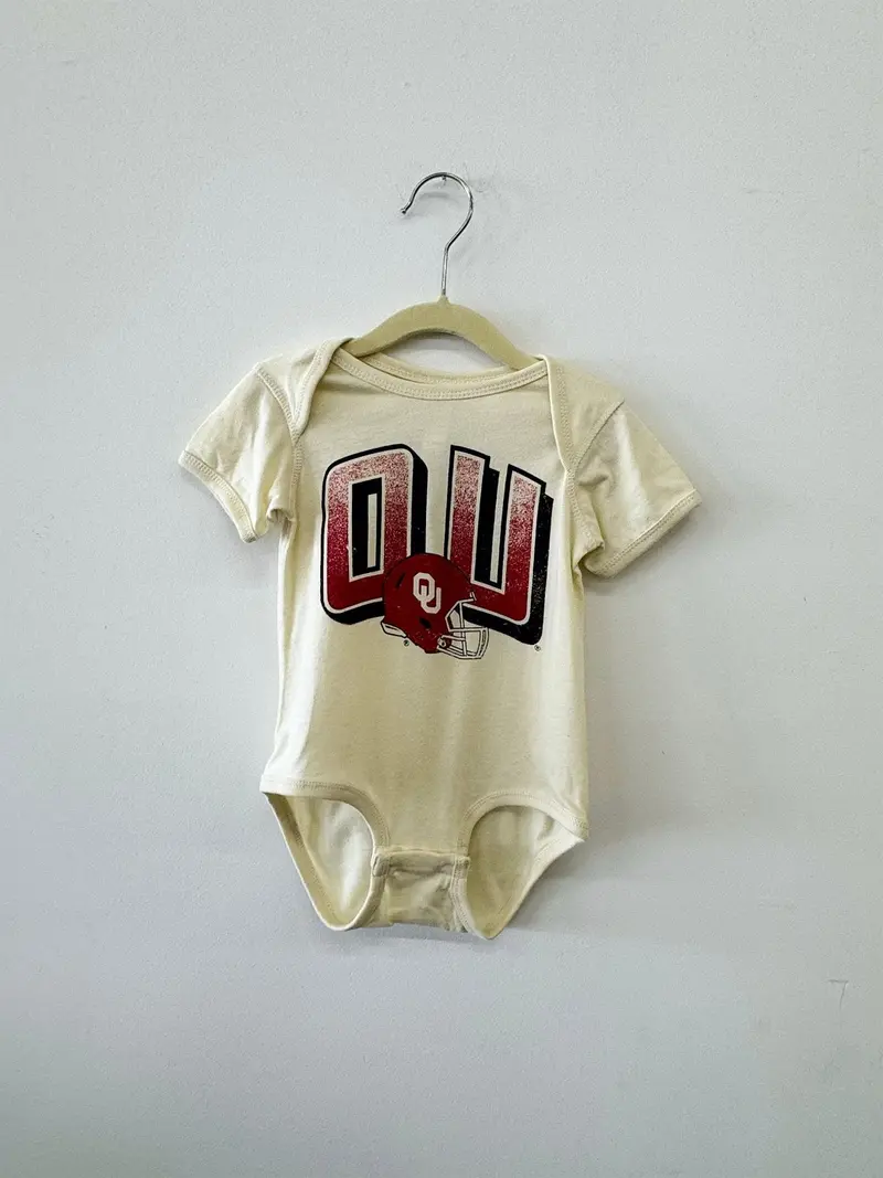 Children's Ou Sooners Helmet Fade Ivory Onesie 1