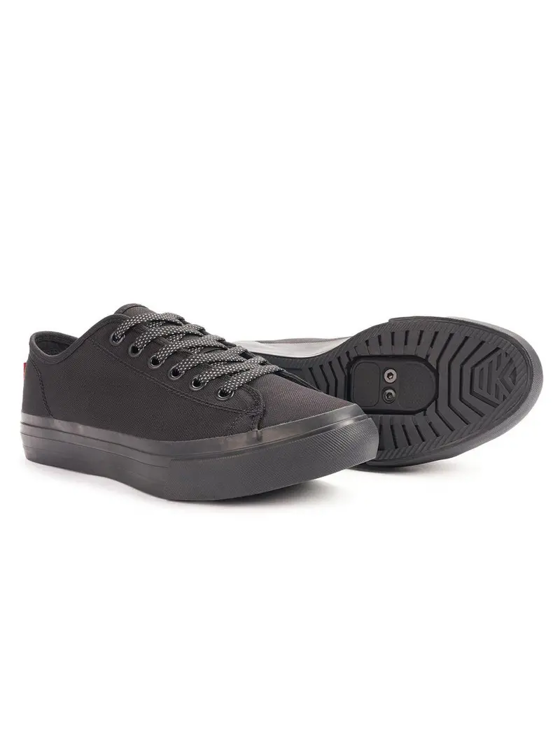 Chrome Industries Kursk Aw Pro Sneaker Night 1