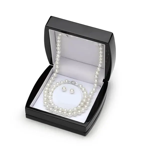 Classic Pearl Jewelry Set 1