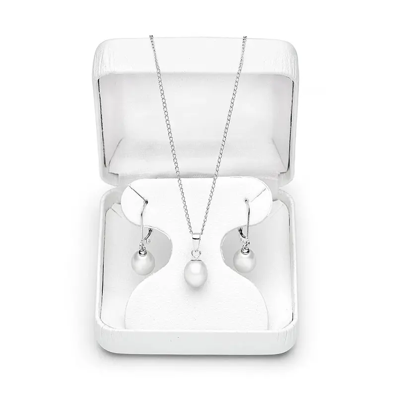 Cultured Pearl Pendant Earring Set 1