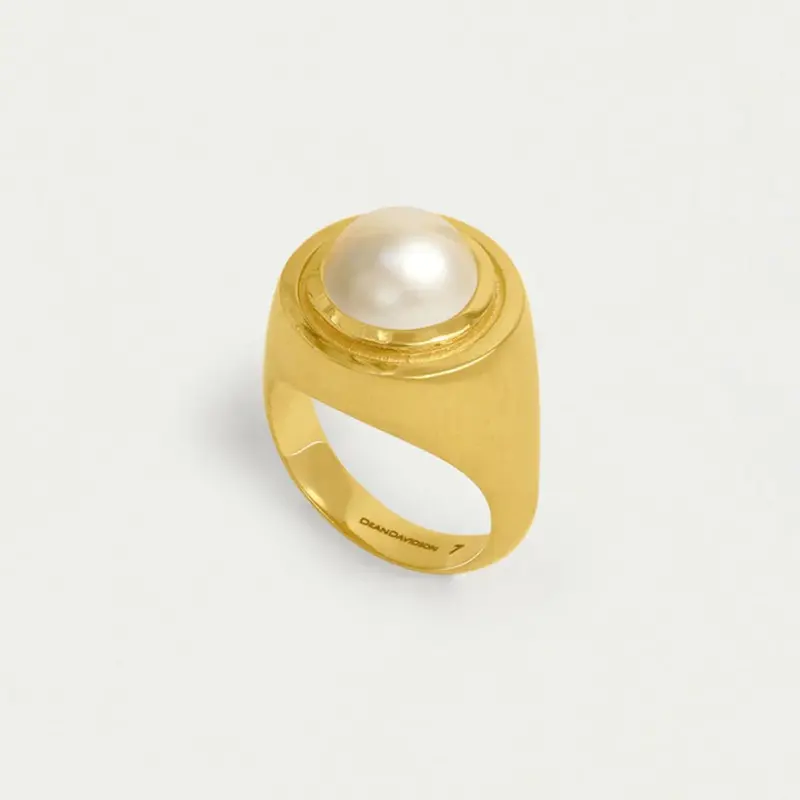 Dean Davidson Mini Signet Ring 1