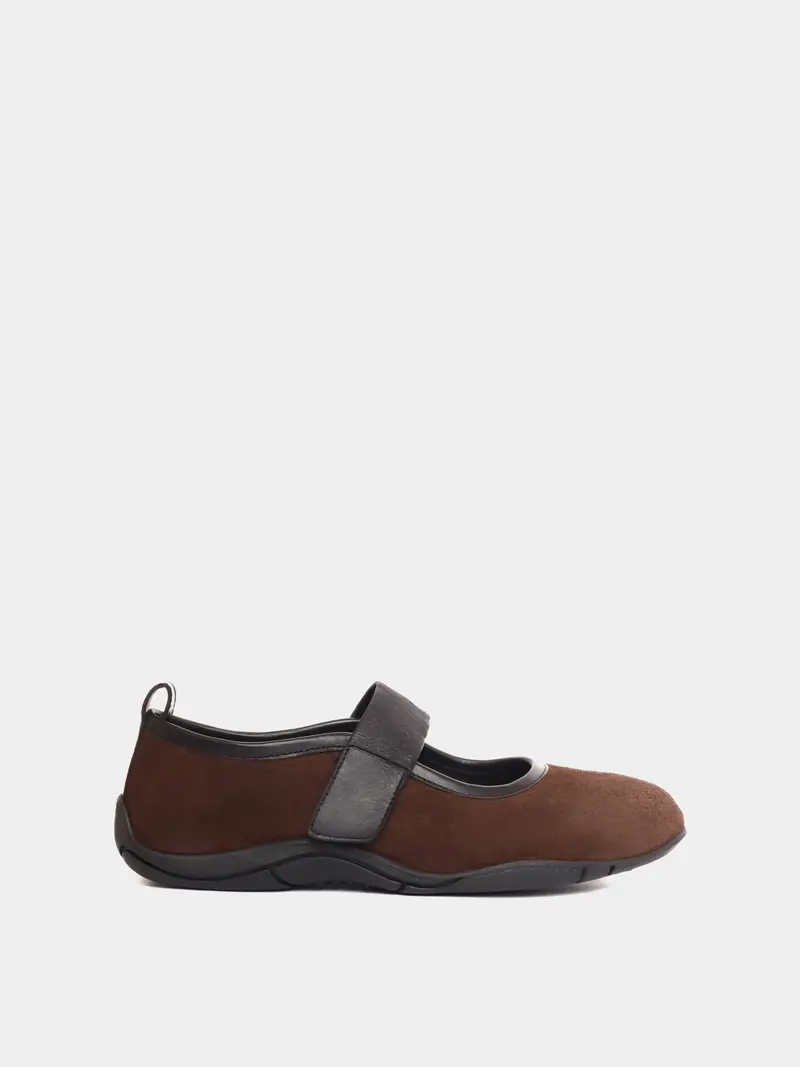 Evora Brown Suede Ballerina 1