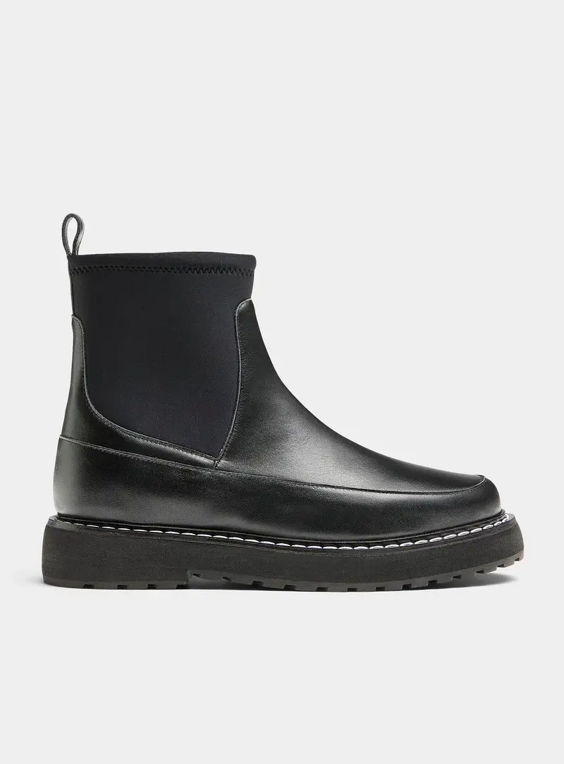 Floor Model Maguire X Simons Chelsea Boot Black 1