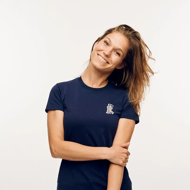 Hike Queen T-Shirt In Navy 1