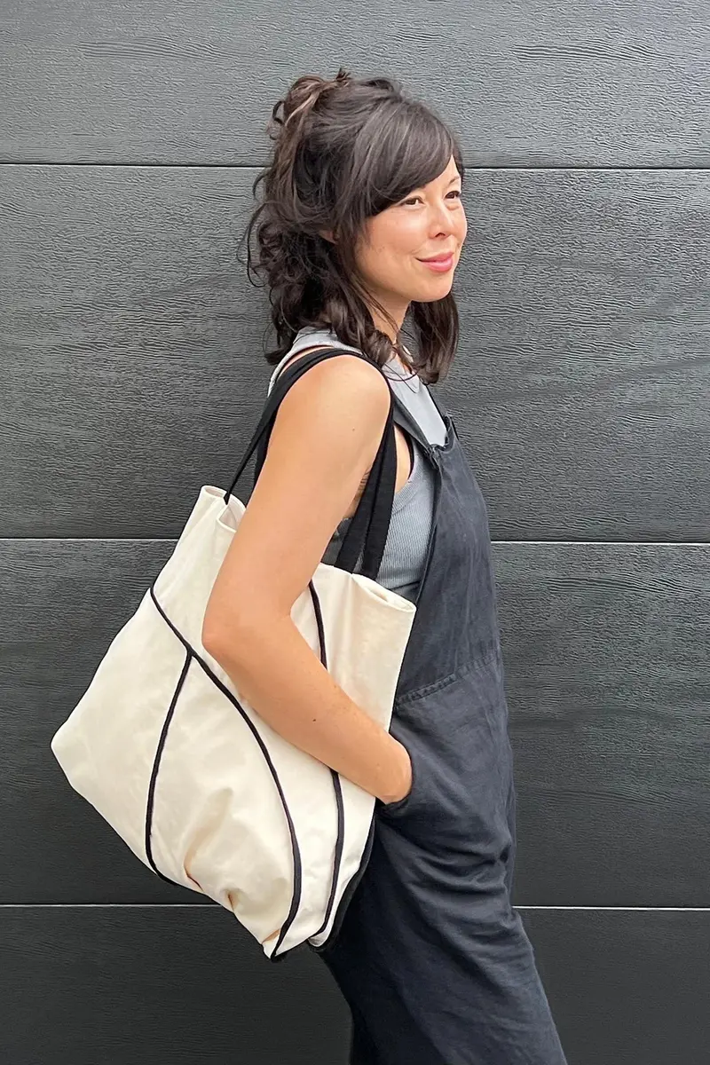 In The Folds Hove Tote 1