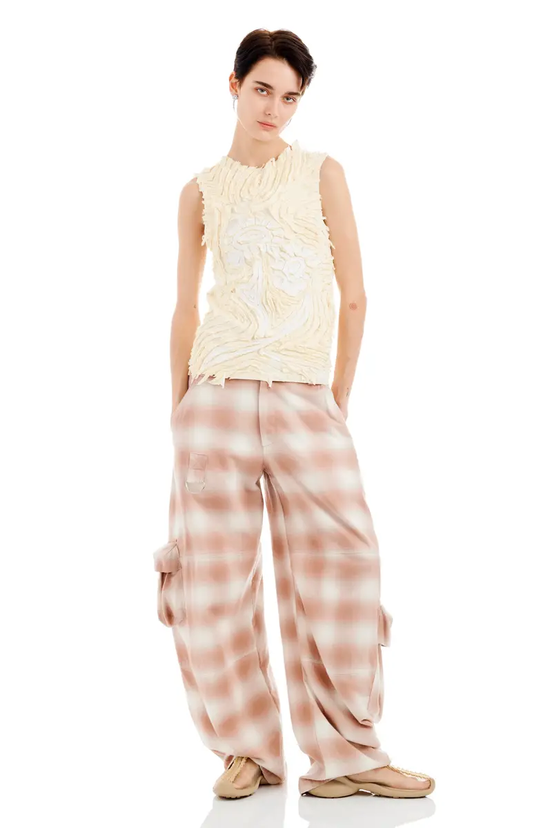 Ivory Chirp Flower Tank 1