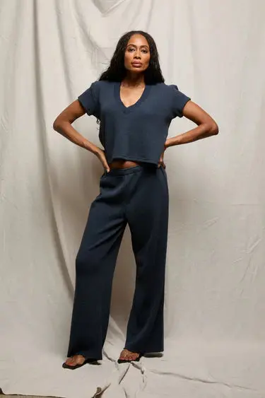 Jada-Waffle Vneck 1