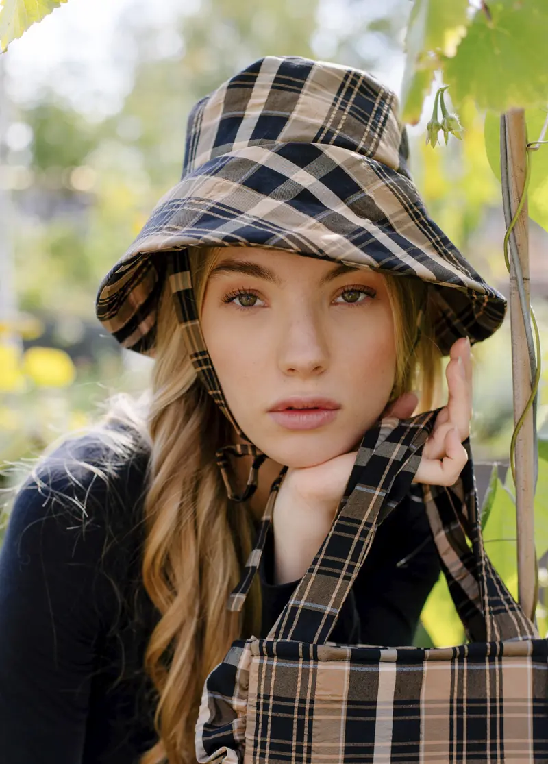 Juliana Martejevs Bucket Hat - Printed Copy Shop (+£5.00) 1