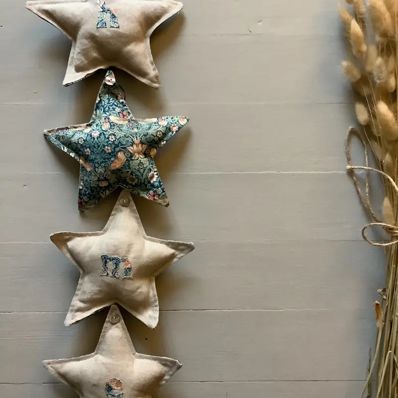 Lasenby Star Garland 1