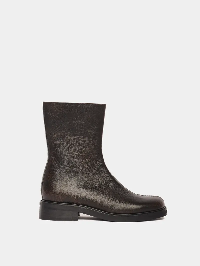 Leon Brown Boot 1