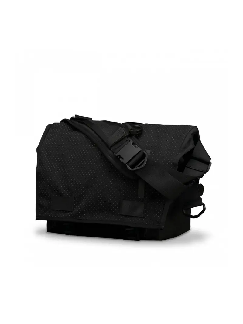 Life Behind Bars The Echelon S Eclipse 22L Messenger Bag Black Reflective 1
