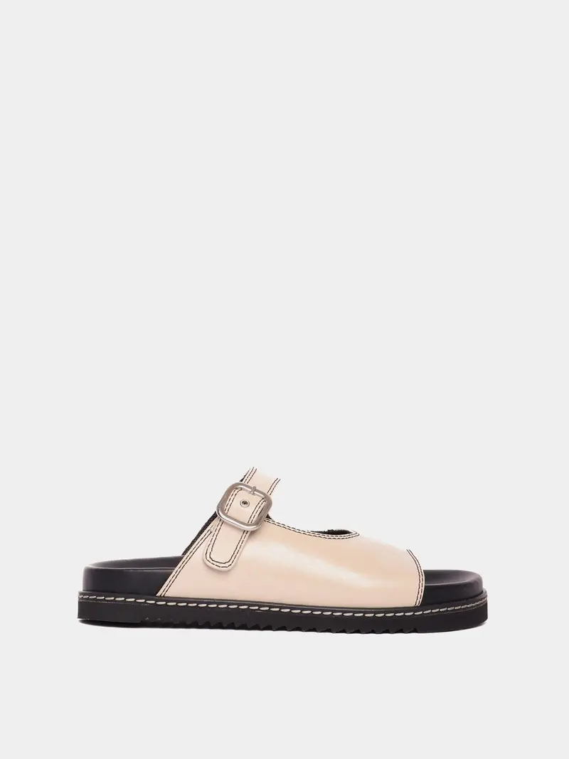 Madeira Cream Sandal 1