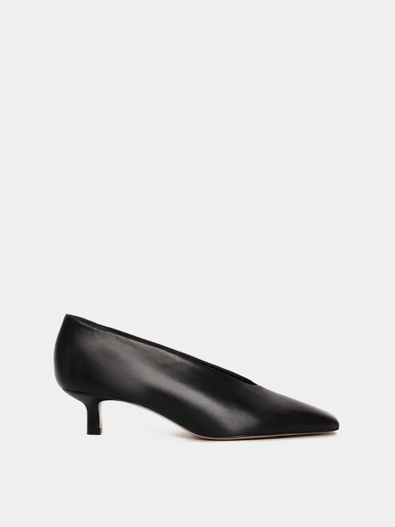 Mariana Black Pump 1