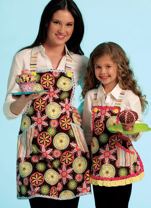 Mccalls Women's/Children's Aprons M5720 1