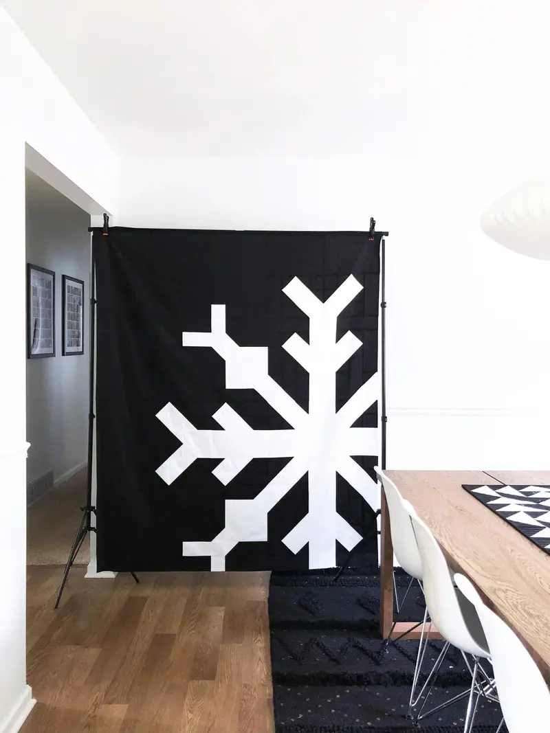 Modern Handcraft Snowflake Quilt 1