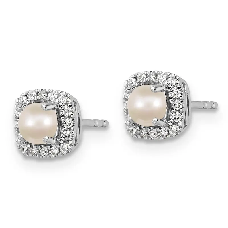 Moonlit Grace Pearl Earrings 1