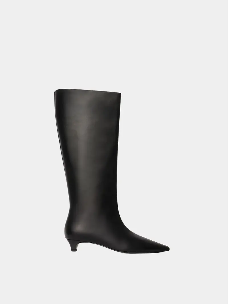 Novelda Black Boot 1