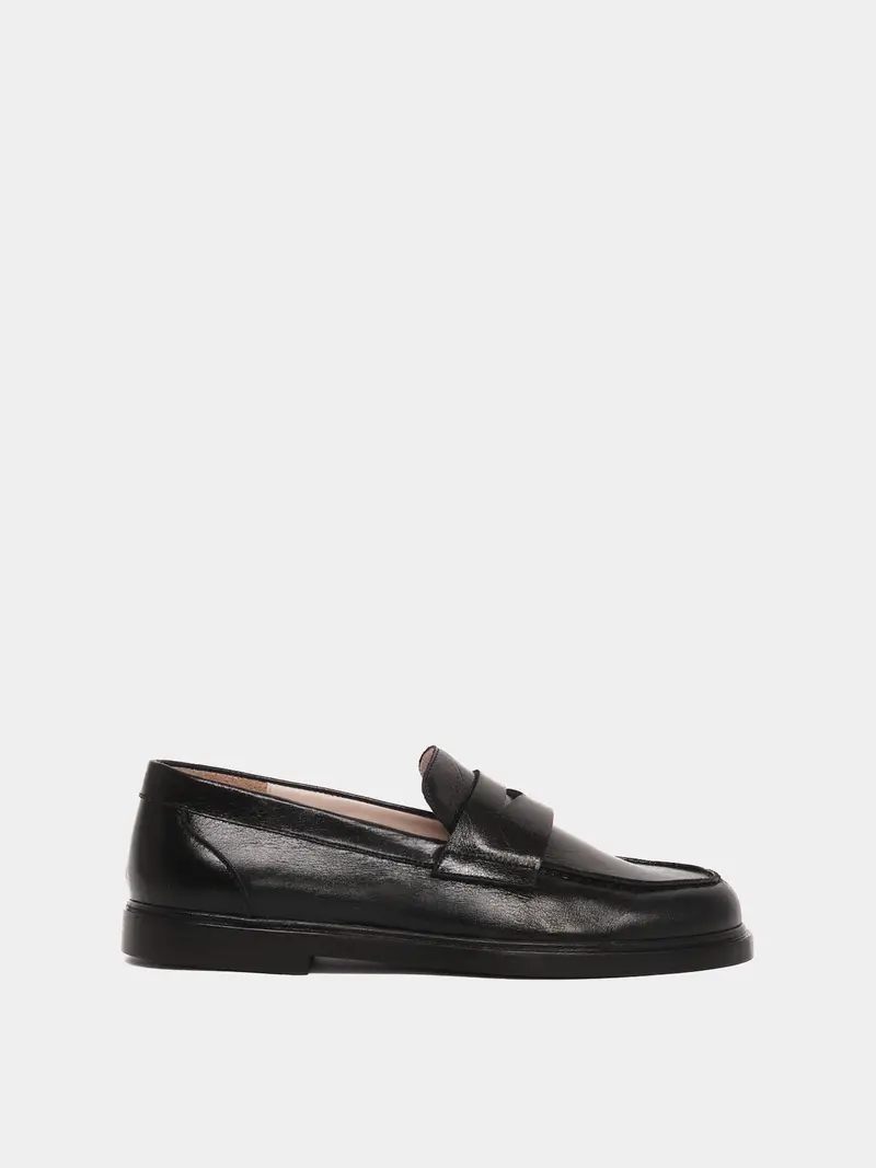 Orio Black Loafer 1