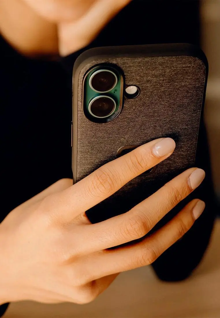 Peak Design Everyday Case For Iphone 16 Plus 2