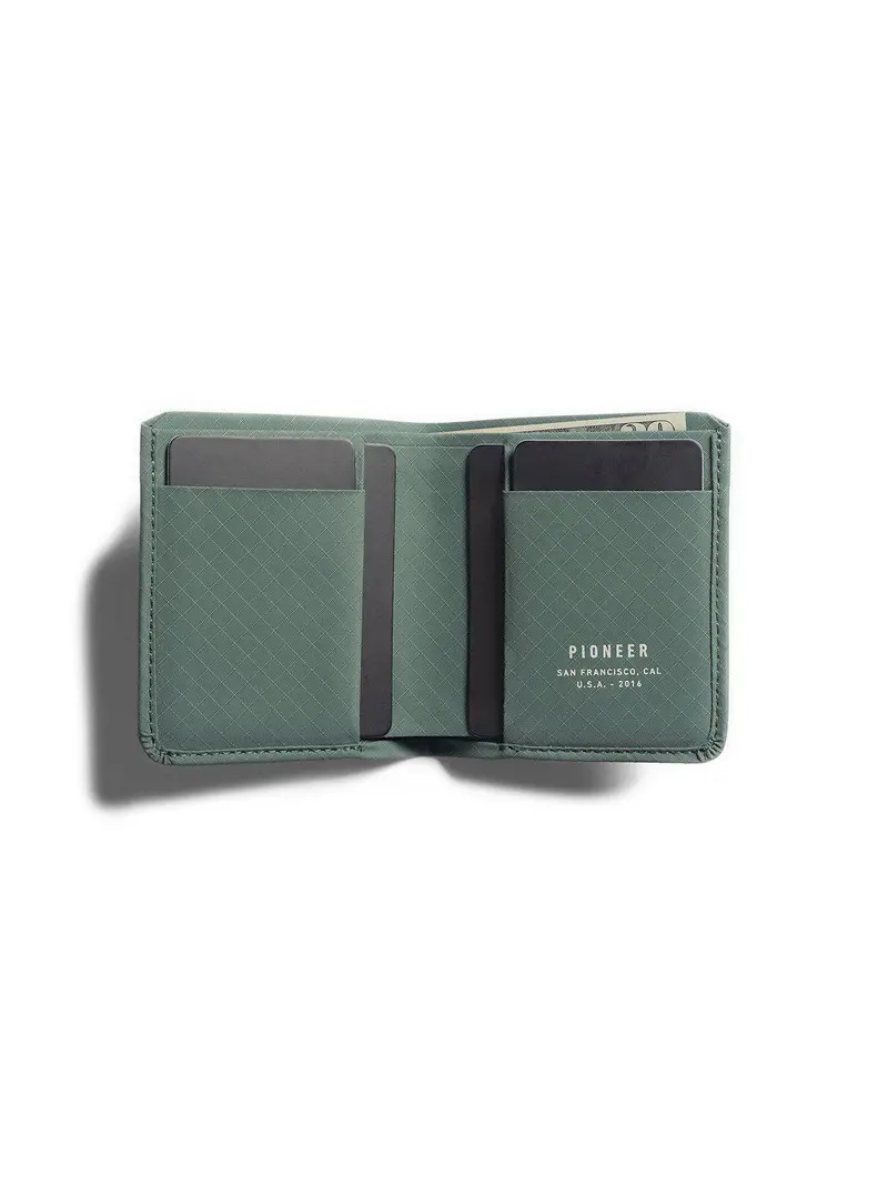 Pioneer Altitude Billfold Wallet 3Pn Evergreen 1
